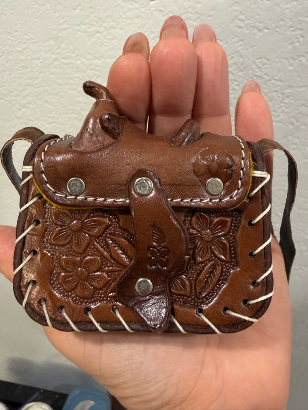 Vintage Made in Mexico Mini Hand-Tooled Floral Leather Crossbody Bag - Brown